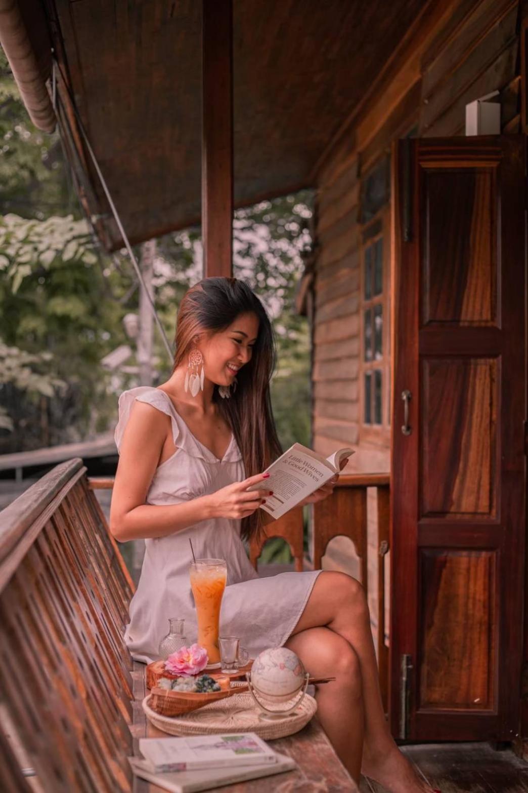 The Antique Riverside Resort Ban Pong  Buitenkant foto